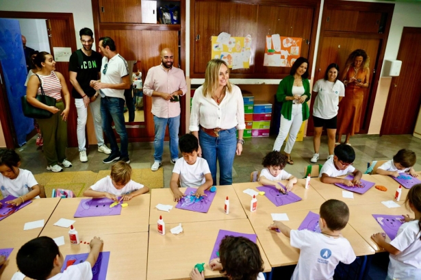 Visita a la escuela de verano (AYTO. GRANADA) Visita a la escuela de verano (AYTO. GRANADA)