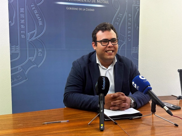 El teniente de alcalde de Calidad Urbana de Motril, Juan Fernando Hernández (AYUNTAMIENTO)