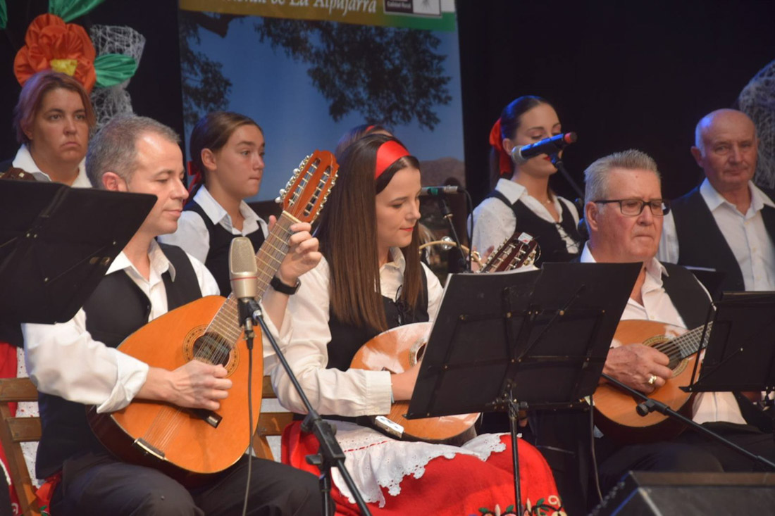 Actuación en el 41º Festival de Música Tradicional de la Alpujarra (AYUNTAMIENTO)