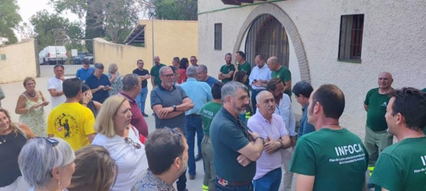 Acto con los bomberos de la Brica de Jérez del Marquesado, al que asisten los secretarios generales de UGT en el ámbito nacional, Pepe Álvarez, y autonómico, Oskar Martín (UGT)