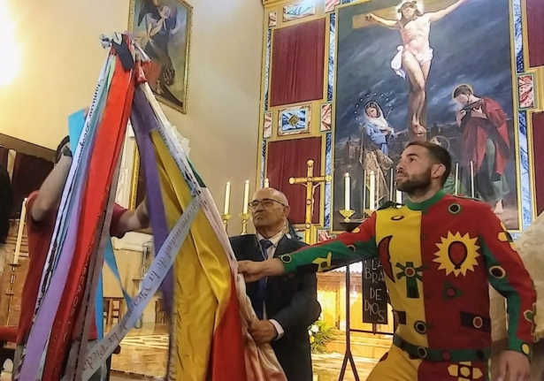 El Cascamorras, el mítico personaje que cada año parte de Guadix hacia Baza, en el norte de la provincia de Granada, para tratar de recuperar la talla de la Virgen de la Piedad (AYUNTAMIENTO DE GUADIX) El Cascamorras, el mítico personaje que cada año parte de Guadix hacia Baza, en el norte de la provincia de Granada, para tratar de recuperar la talla de la Virgen de la Piedad (AYUNTAMIENTO DE GUADIX)