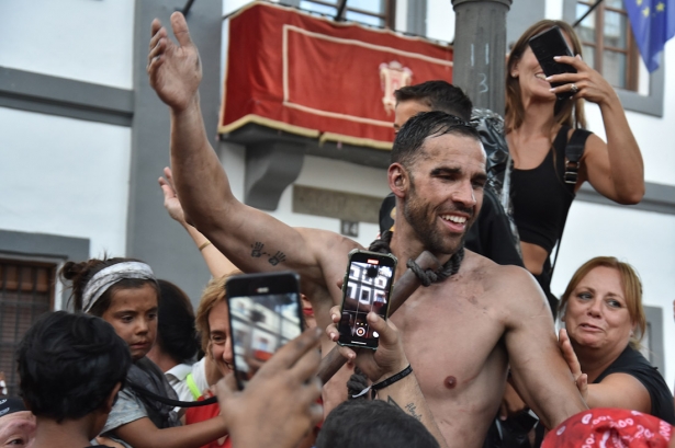 Imagen del Cascamorras a su llegada a Baza(AYTO. BAZA) Imagen del Cascamorras a su llegada a Baza(AYTO. BAZA)