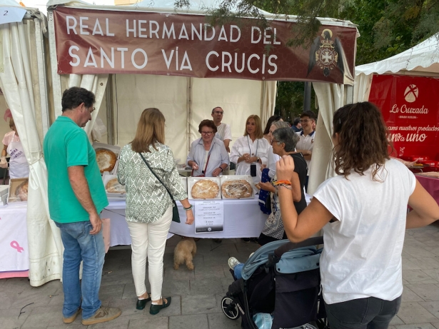 (VIA CRUCIS) (VIA CRUCIS)