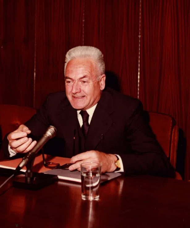 Fallece el poeta y traductor Salustiano Masó a los 101 años (SALUSTIANO MASÓ) Fallece el poeta y traductor Salustiano Masó a los 101 años (SALUSTIANO MASÓ)