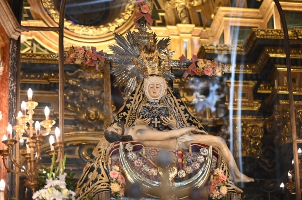 Virgen de las Angustias (JUNTA)