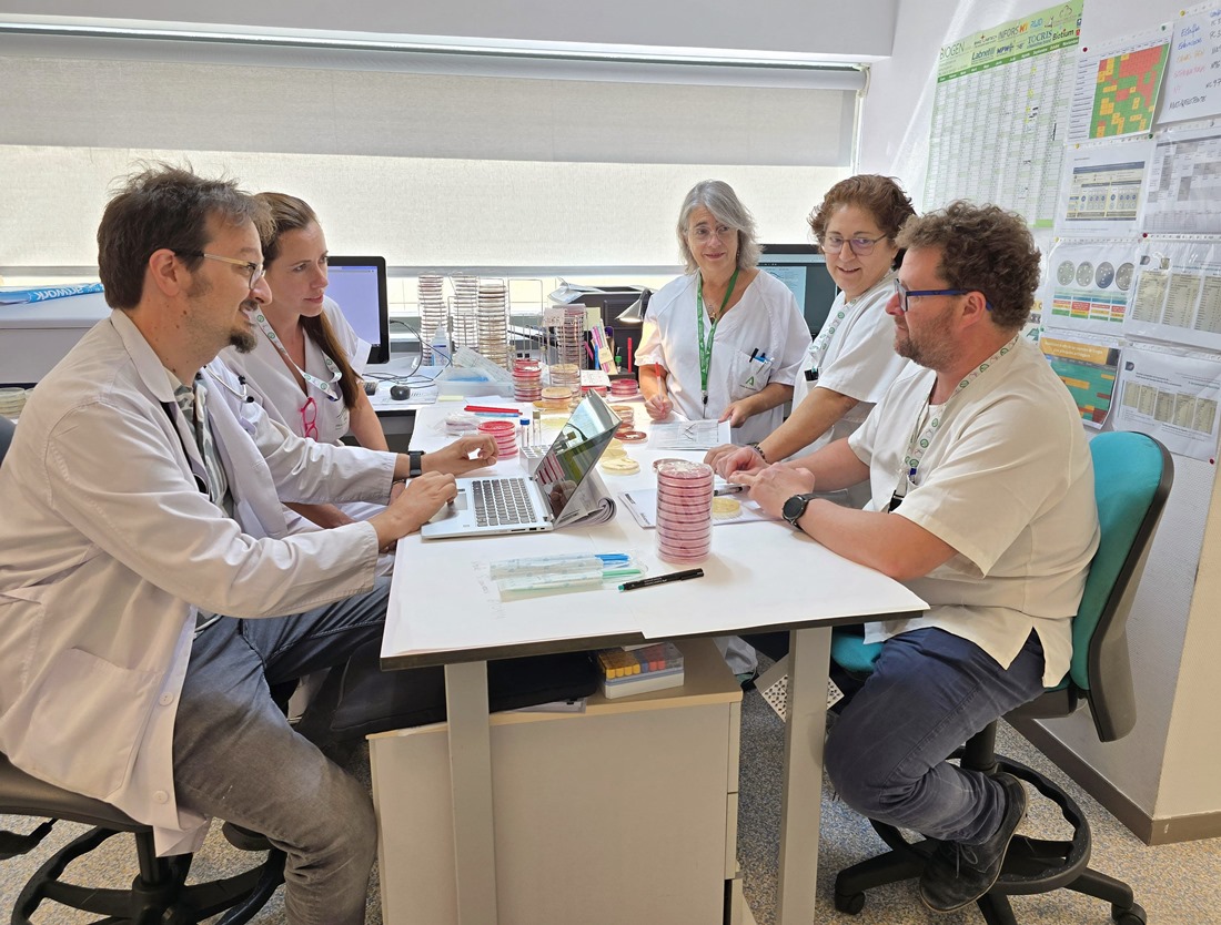 Grupo de investigación (HUSC)