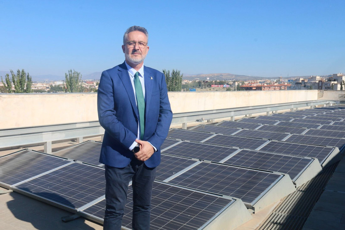 El diputado de Fondos Europeos, Desarrollo, Industria y Empleo, Antonio Díaz, (DIPGRA)