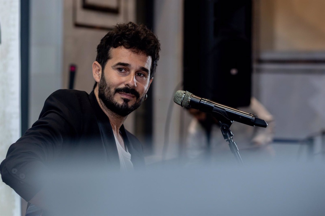 El cantante Antoñito Molina posa para Europa Press en imagen de archivo en Madrid (RICARDO RUBIO / EUROPA PRESS)
