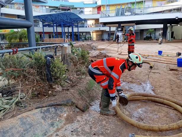 Bomberos de Almuñécar en Valencia (AYTO. ALMUñÉCAR)