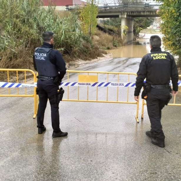 Acceso a El Salado (POLICÍA LOCAL SANTA FE)