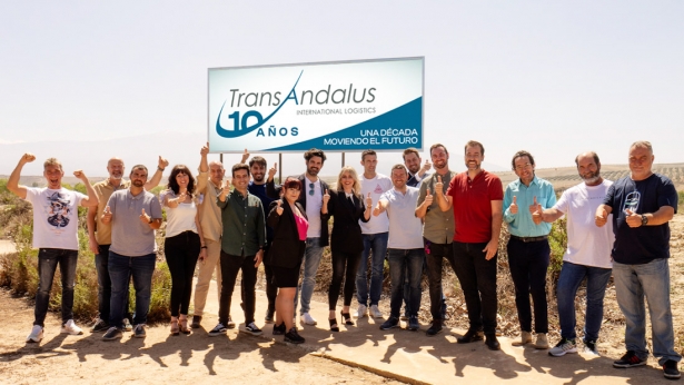 Foto del equipo de TransAndalus en el marco de su 10 aniversario (GABINETE)