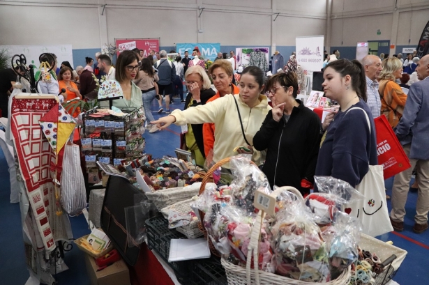 Edición anterior de la feria del comercio (AYTO. MARACENA)