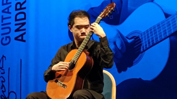 Sheghao Lui se clasifica para las semifinales (AYTO. ALMUÑÉCAR)