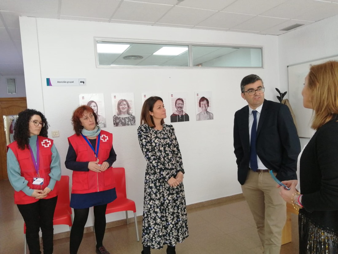 Imagen de la visita a Cruz Roja (JUNTA)
