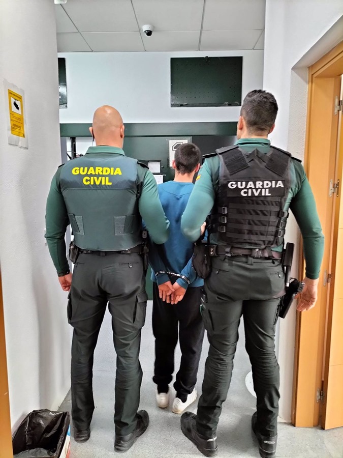 Un detenido por el asalto a punta de navaja de una gasolinera de Ogíjares (GUARDIA CIVIL)