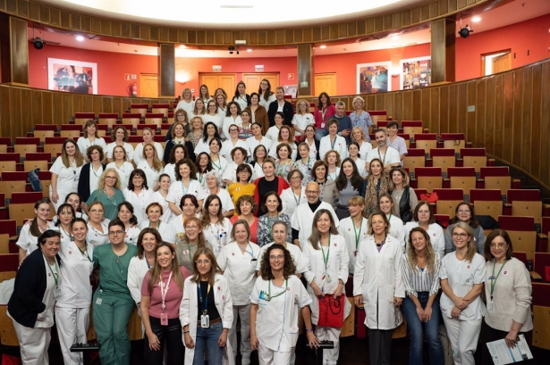 El Hospital Universitario Virgen de las Nieves de Granada ha organizado una jornada para actualizar conocimientos ante el impacto de las lesiones por presión en pacientes. (JUNTA DE ANDALUCÍA) El Hospital Universitario Virgen de las Nieves de Granada ha organizado una jornada para actualizar conocimientos ante el impacto de las lesiones por presión en pacientes. (JUNTA DE ANDALUCÍA)