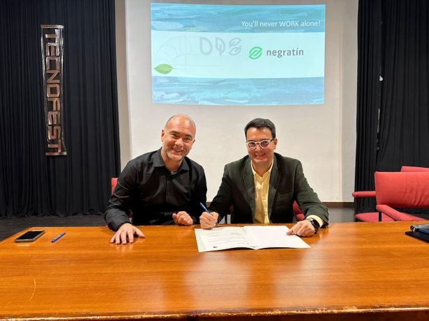 Firma del convenio (GRUPO NEGRATIN)