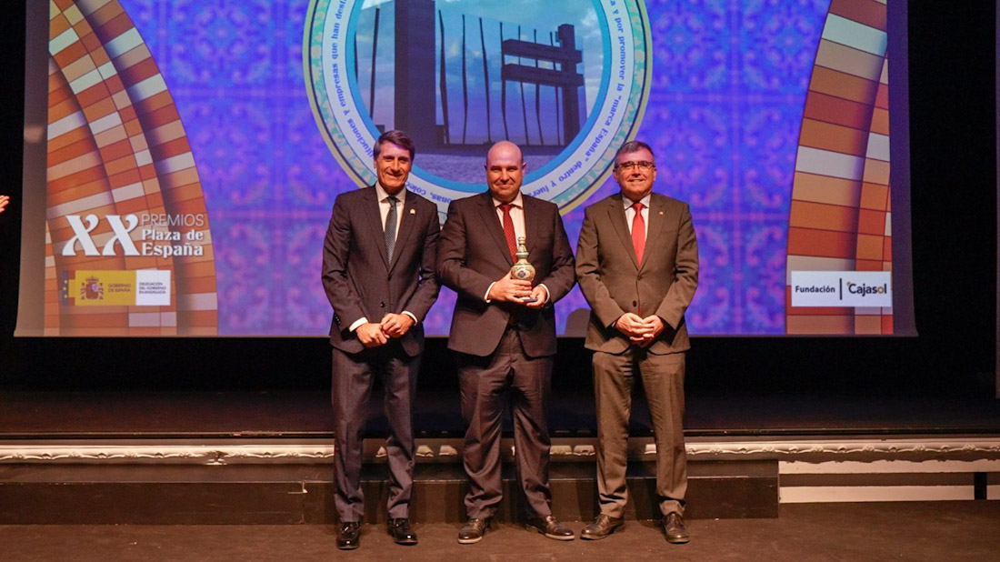 Entrega del galardón (SUBDELEGACIÓN)