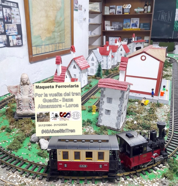 Maqueta ferroviaria diseñada por los 40 años sin el tren Guadix-Baza-Almanzora-Lorca (ASOCIACIÓN DE AMIGOS DE LA COMARCA) Maqueta ferroviaria diseñada por los 40 años sin el tren Guadix-Baza-Almanzora-Lorca (ASOCIACIÓN DE AMIGOS DE LA COMARCA)