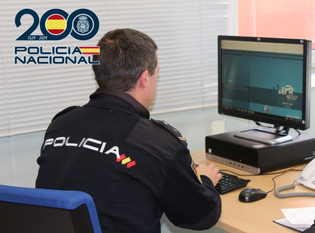 Agente de la Policía Nacional (POLICÍA NACIONAL) Agente de la Policía Nacional (POLICÍA NACIONAL)