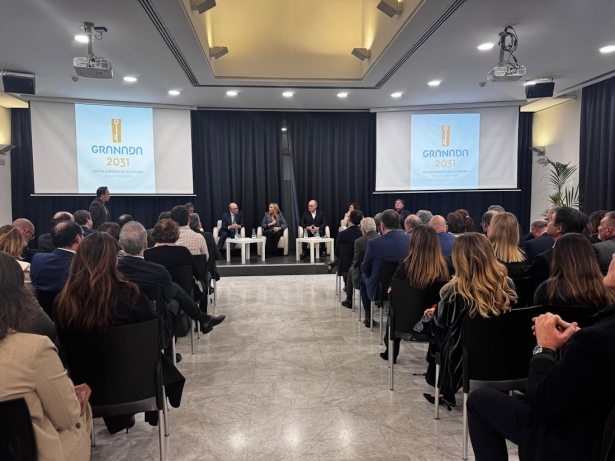 Presentación en el circulo de Bellas Artes (AYTO. GRANADA)