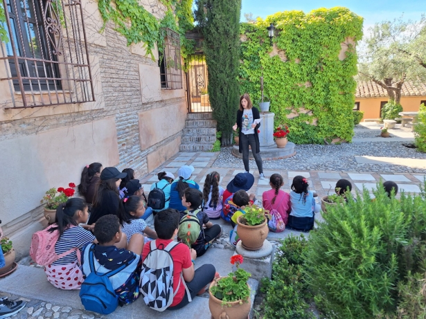(AYUNTAMIENTO GRANADA) (AYUNTAMIENTO GRANADA)