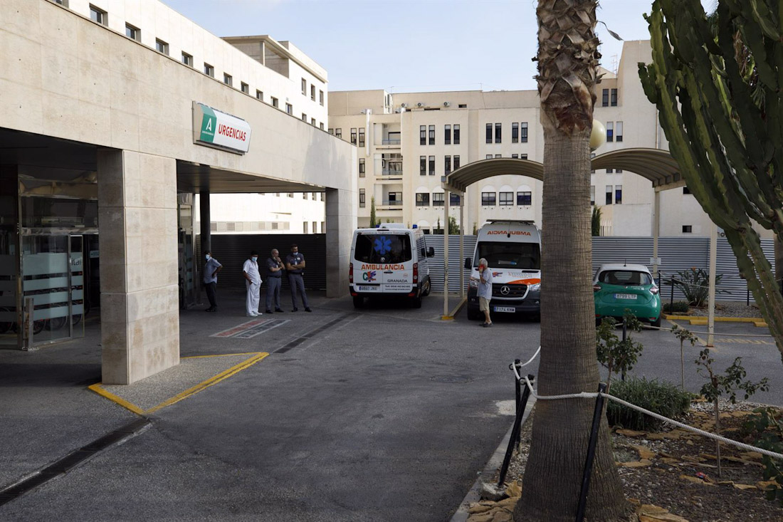 Zona de urgencias del Hospital Santa Ana de Motril, en imagen de archivo (ÁLEX CÁMARA - EUROPA PRESS)