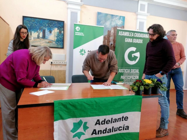 Firma de la alianza (ADELANTE ANDALUCÍA) Firma de la alianza (ADELANTE ANDALUCÍA)