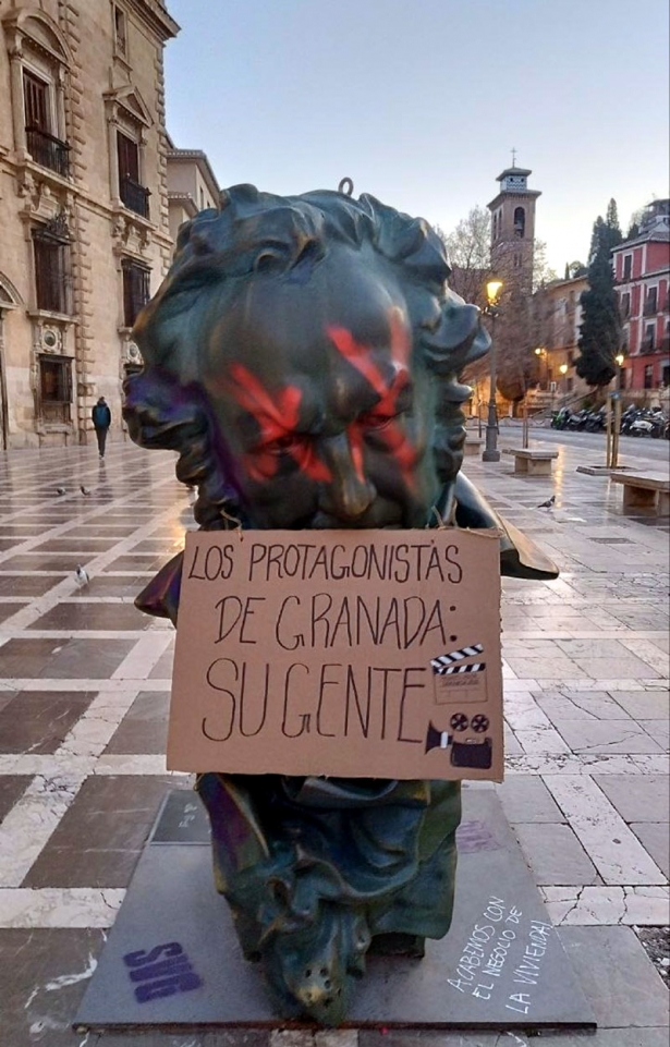 Busto de Goya en Plaza Nueva (FRIDAYS FOR FUTURE)