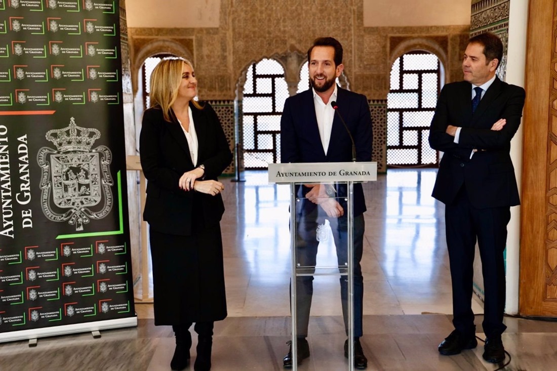 La alcaldesa de Granada, Marifrán Carazo, ha participado en la presentación de un acuerdo con Secuoya y Cámara de Comercio para refozar a la ciudad como destino de rodajes (AYUNTAMIENTO)
