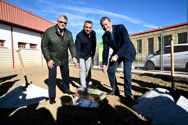 Puesta de la primera piedra (DIPGRA) Puesta de la primera piedra (DIPGRA)