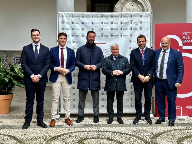 Recibimiento a AJE Granada (AYTO. GRANADA)