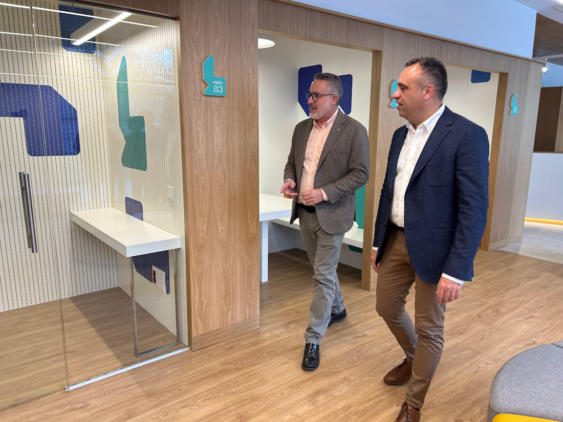 Visita a la incubadora de empresas (DIPGRA)