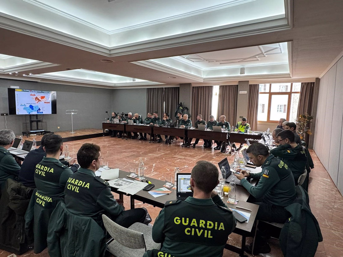 Los mandos de la Guardia Civil de Granada se reúnen en Sierra Nevada (GUARDIA CIVIL)