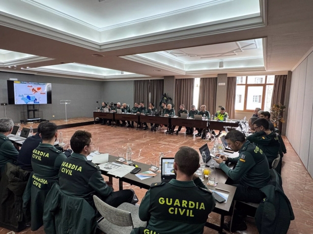 Los mandos de la Guardia Civil de Granada se reúnen en Sierra Nevada (GUARDIA CIVIL)