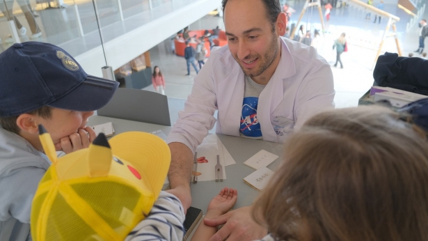 Escolares en el Parque de las Ciencias (PARQUE DE LAS CIENCIAS)