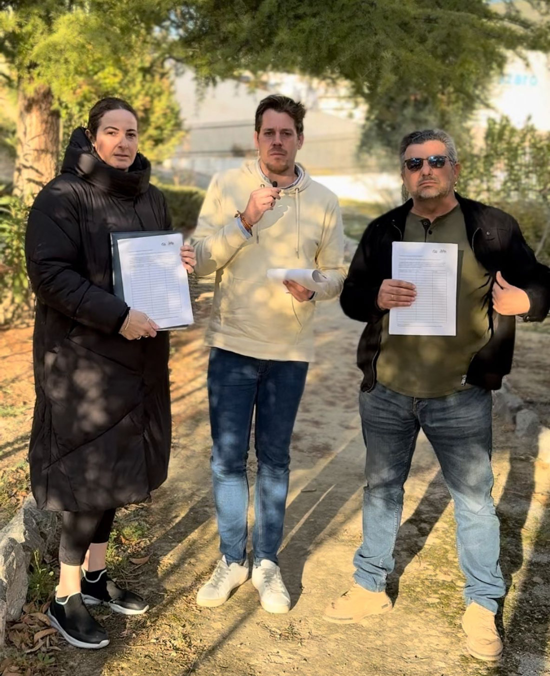 Recogida de firmas en Padul (PP)