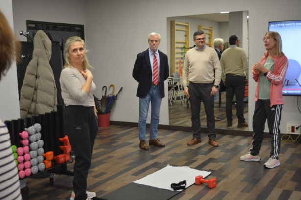 Visita a la escuela de Espalda (JUNTA) Visita a la escuela de Espalda (JUNTA)