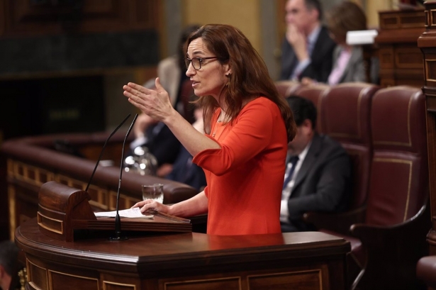 La ministra de Sanidad, Mónica García, interviene durante una sesión plenaria en el Congreso (EDUARDO PARRA / EUROPA PRESS) La ministra de Sanidad, Mónica García, interviene durante una sesión plenaria en el Congreso (EDUARDO PARRA / EUROPA PRESS)