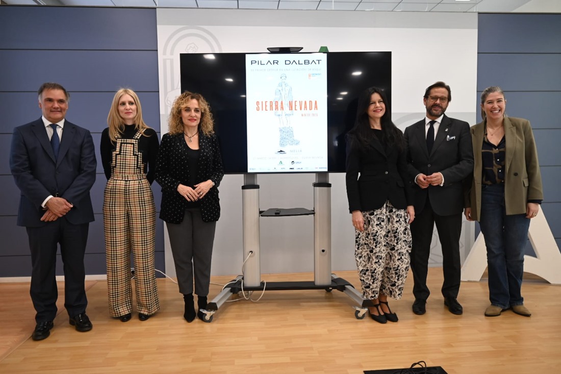 Presentación del desfile (JUNTA)