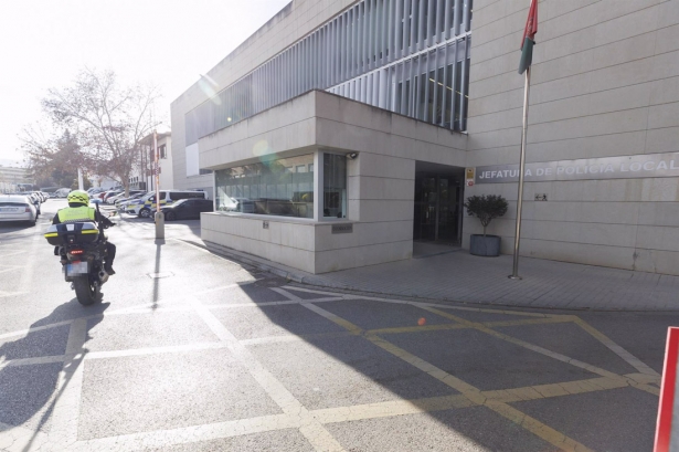 Imagen de archivo de las dependencias de la Policía Local de Granada (ÁLEX CÁMARA - EUROPA PRESS)