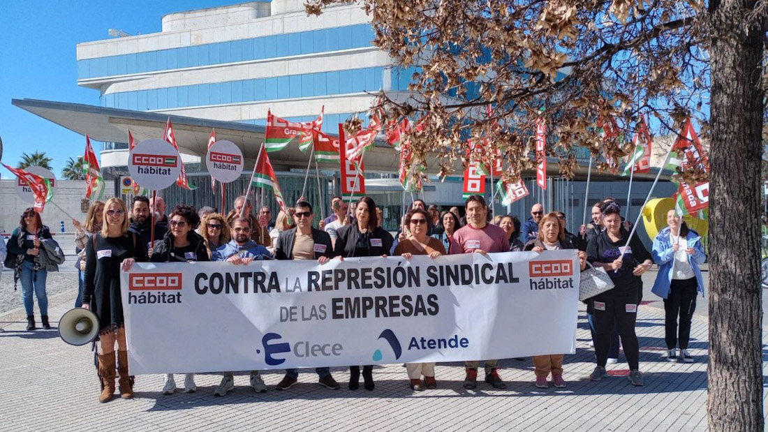 Concentración de CCOO para reclamar el desbloqueo del convenio de limpieza no hospitalaria en Granada (CCOO)