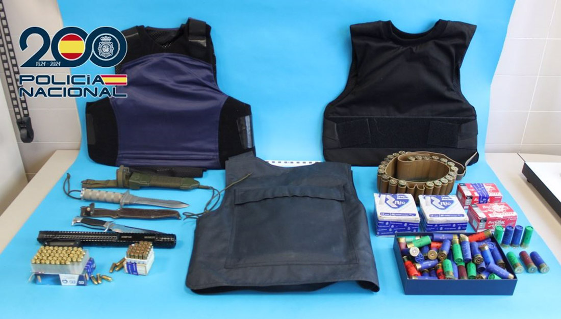 Efectos intervenidos en la operación con cinco detenidos vinculados a clanes enfrentados de la zona Norte de Granada (POLICÍA NACIONAL)