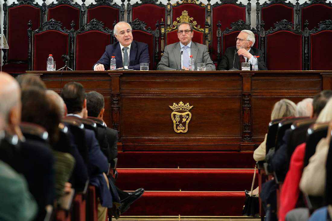 (COLEGIO DE ABOGADOS)