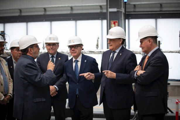 Visita al acelerador de partículas (ANTONIO L. JUÁREZ)