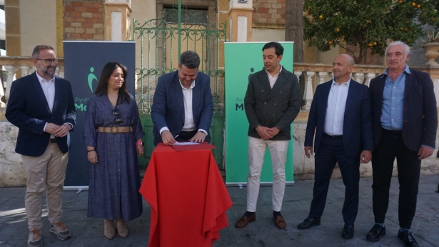 Firma para la adquisición de la casa (AYTO. MARACENA)