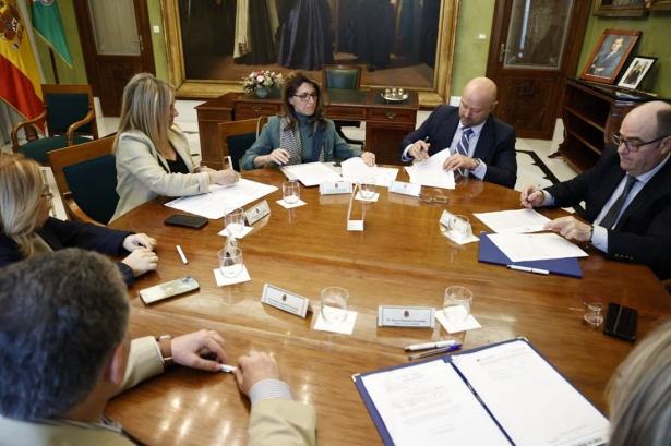 Firma de las operaciones de crédito (AYTO. GRANADA)