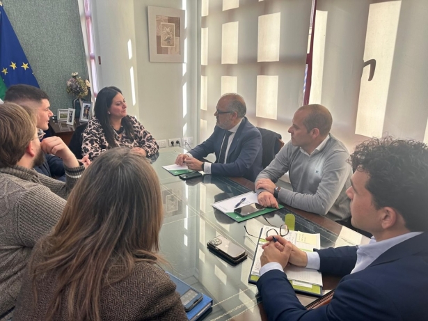 Imagen de la visita a Jun (JUNTA) Imagen de la visita a Jun (JUNTA)