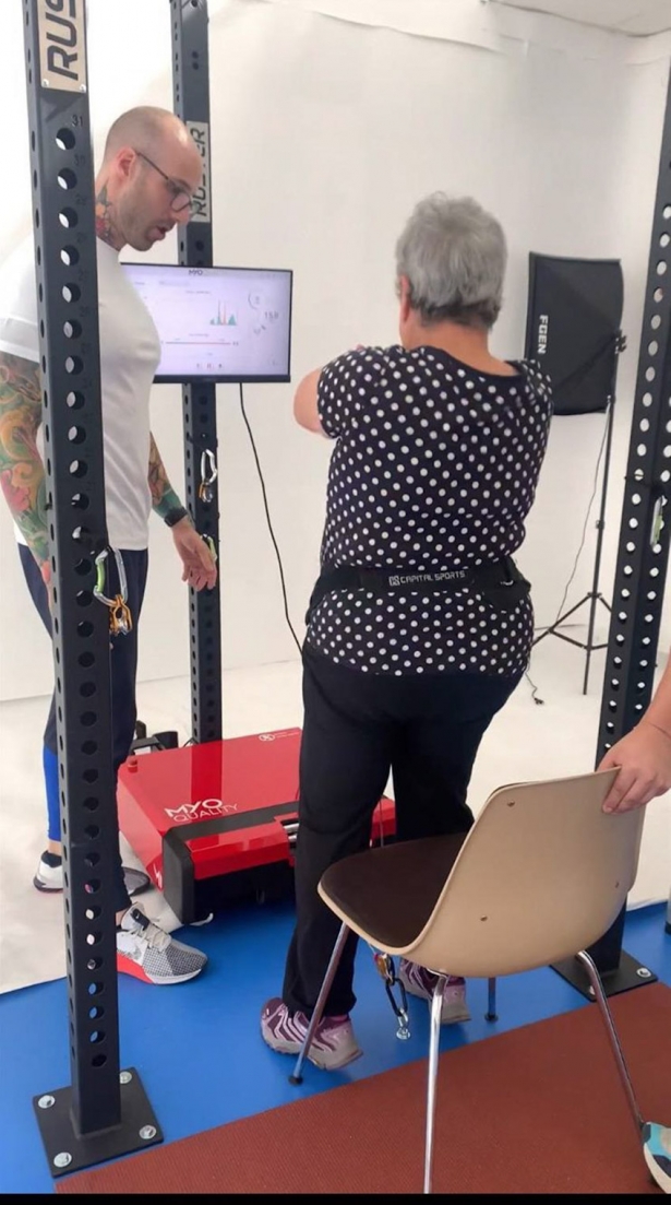 Ejercicios para anticipar el declive muscular y funcional en mayores (UGR)