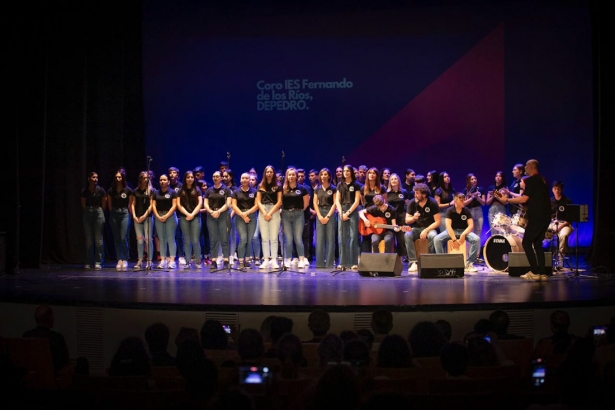 Presentación de `Los cuatro muleros` (ANTONIO L. JUÁREZ)